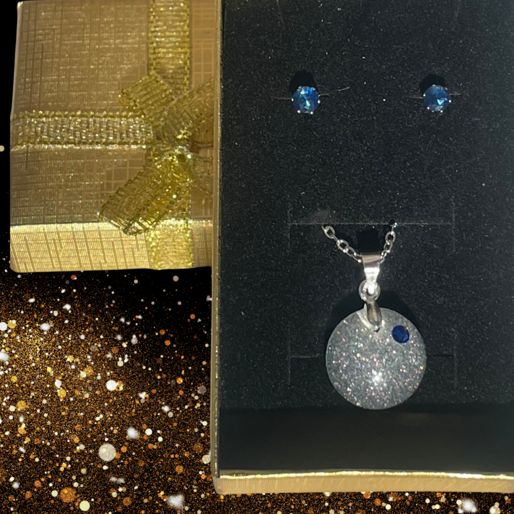 Pendentif et boucle d'oreilles - pierres bleues