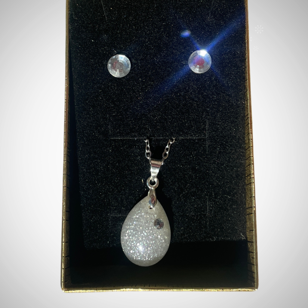 Pendentif et boucle d'oreilles avec cristaux – Image 2