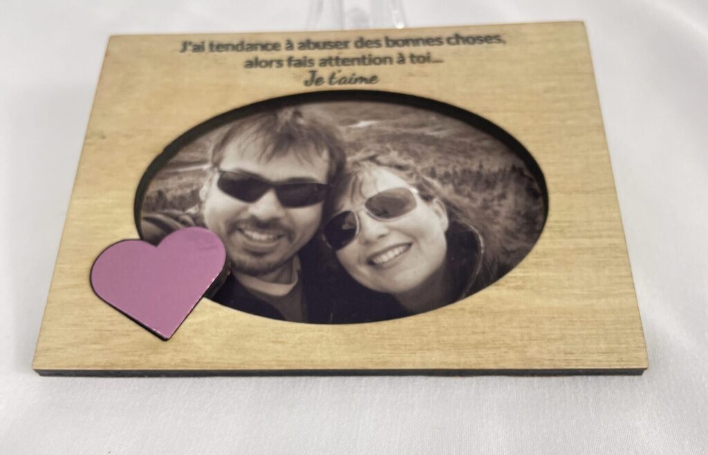 Cadre en bois avec un coeur – Image 2